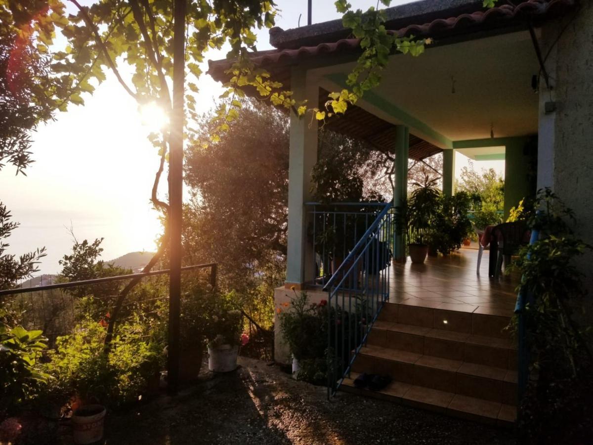 הוילה Lukovë Eva'S House מראה חיצוני תמונה